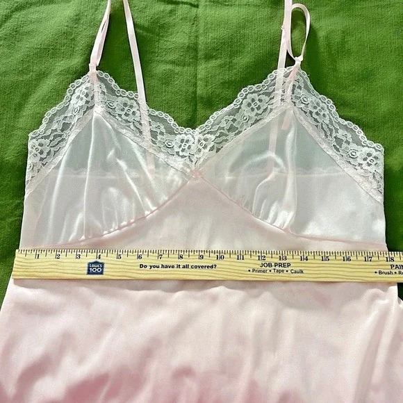 Vintage 1970s Blush Pink Nylon Lace Nightgown Sz 38 USA Romantic Sheer Babydoll - Picture 5 of 8